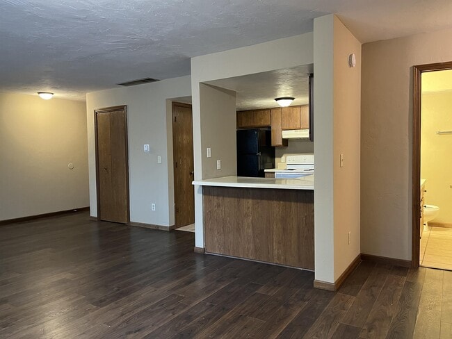 Photo - 122 Burke Ave