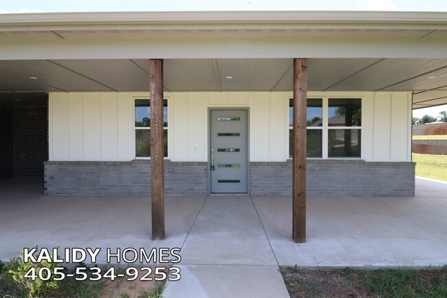 Photo - 17610 Salma Rd