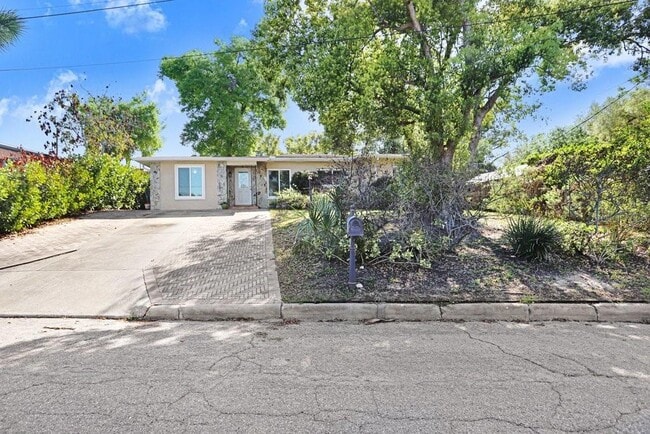 Photo - 6703 N River Blvd