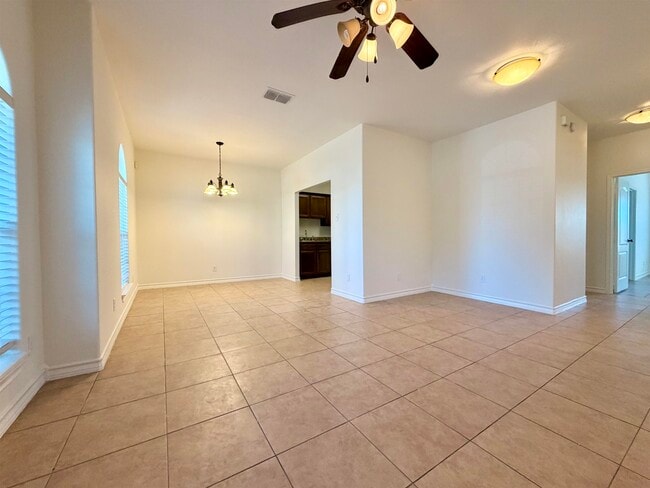 Photo - 10706 International Blvd Unit 113