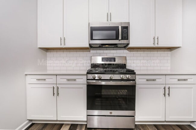 Photo - 2061 Caen St