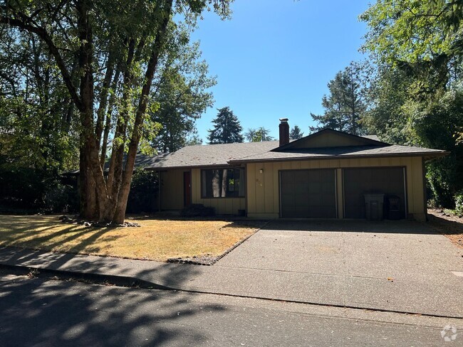 Building Photo - Newly Remodeled - Light & Bright  Home in ...