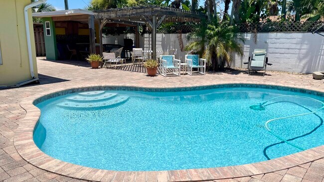 Photo - 180 Glenwood Ave