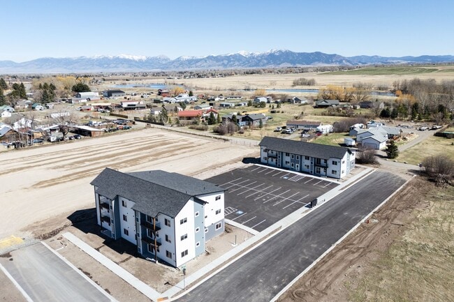 Building Photo - Gateway View Apartments