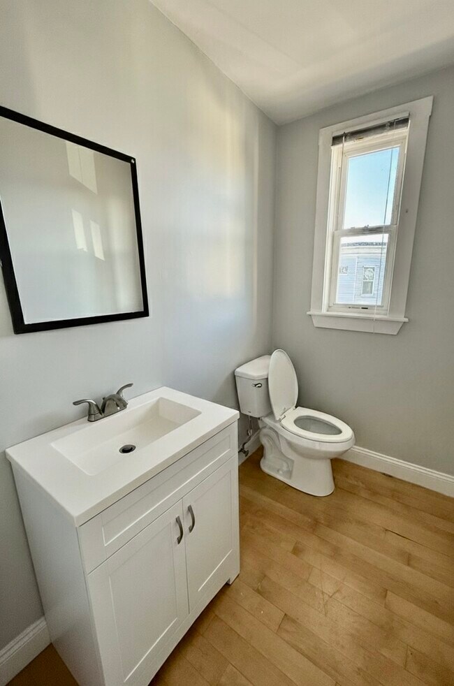 Photo - 1085 Dorchester Ave Unit 2
