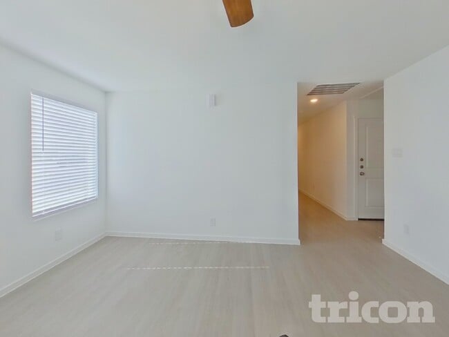Photo - 10712 Cowhide Ln