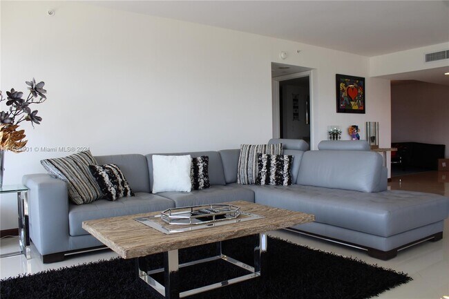 Photo - 16500 Collins Ave