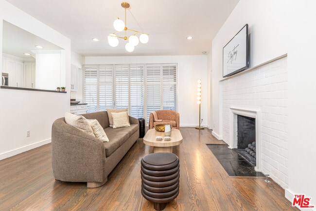 Photo - 8911 Cynthia St Unidad #9