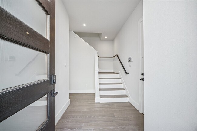 Photo - 1412 Lawrence St