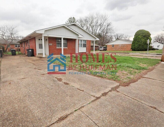 Photo - 844-844 Stanley Ave Unit 842