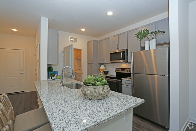 2BR, 2BA - 1,204 SF - B1 - Kitchen