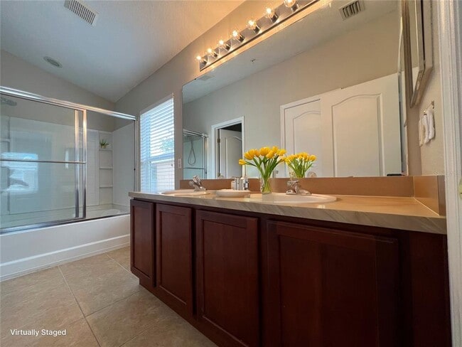 Photo - 10238 Cala Lily Trail Unit S
