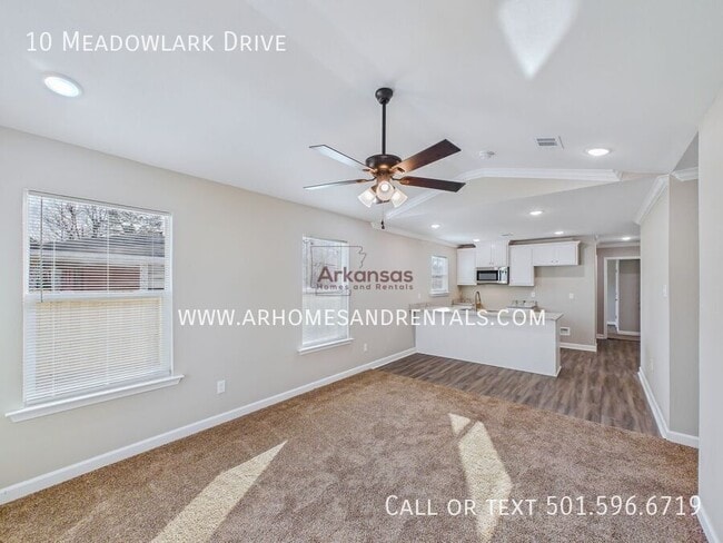 Photo - 10 Meadowlark Dr