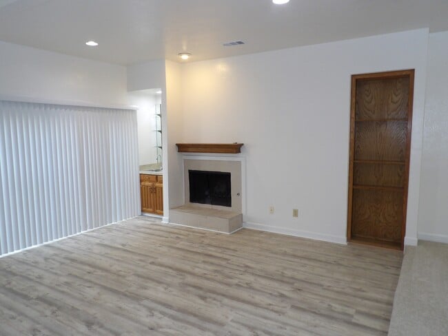 Photo - 3909 Rawlins St