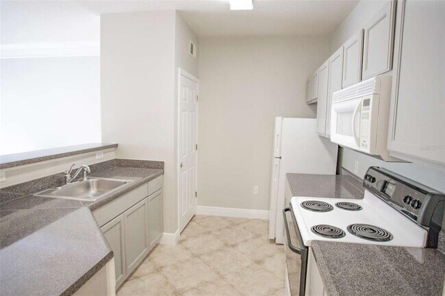 Photo - 4802 51st St W Unit 307