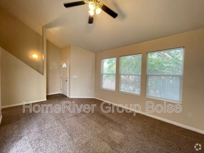 Building Photo - 1299 N Stephanie Ln Rental