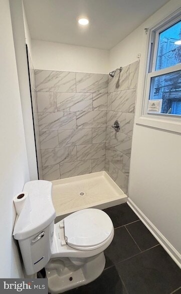 Photo - 2088 Pickwick St
