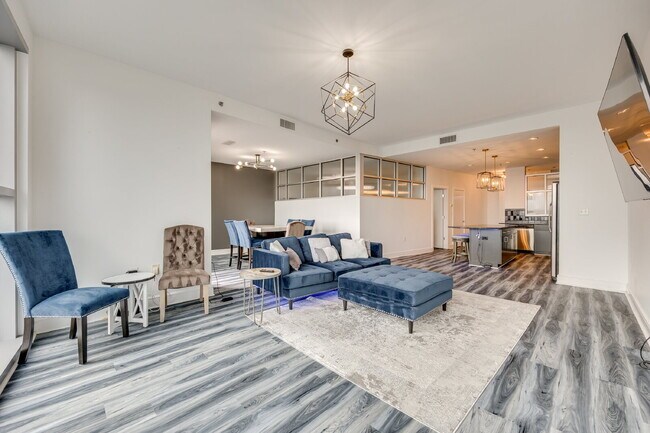 Photo - 307 W Trade St Unit 1802,