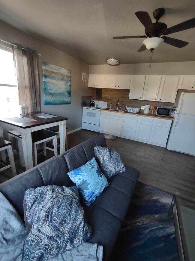 Photo - 849 N 4th St