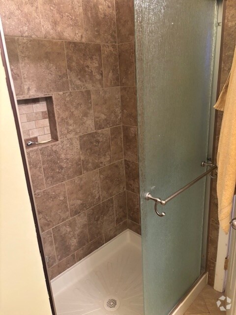 Building Photo - 374A Delancey Pl Unit A Rental