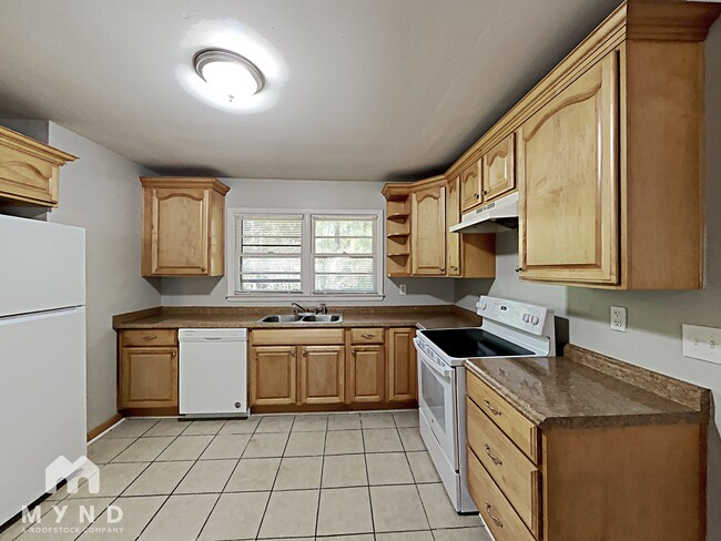 3945 Camellia Trail