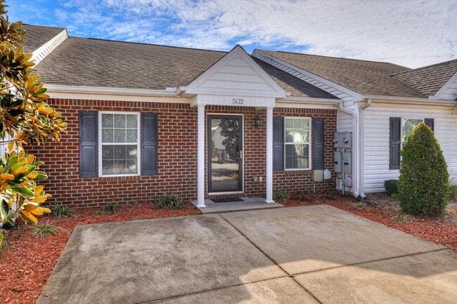 Photo - 1622 Emma St