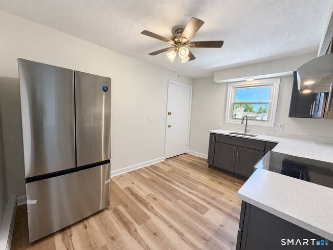 21 Weybosset St Unit 4