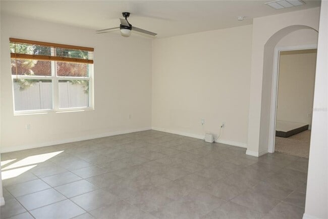 Photo - 3383 Hammond Pt