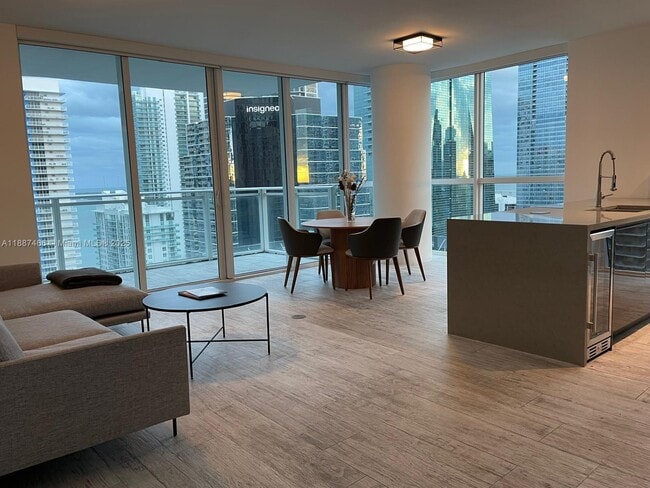 Building Photo - 1080 Brickell Ave Unit 2700
