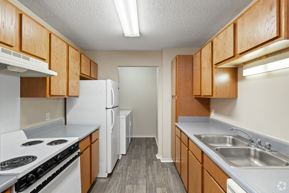 2BR, 2BR - 1,180SF - Kitchen