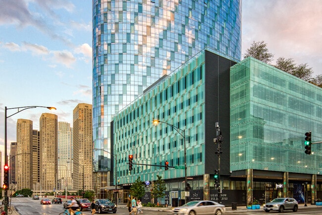 Photo - 727 West Madison