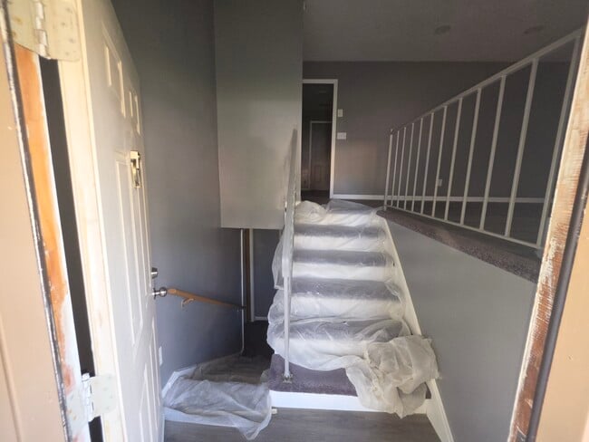 Photo - 1424 Carousel Rd