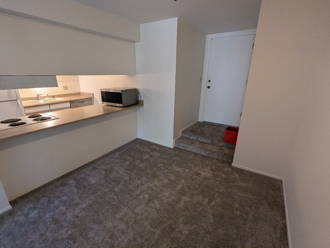 Photo - 31 M St Unidad 308