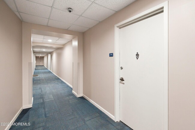 Photo - 1 Carriage City Plz Unit 1506