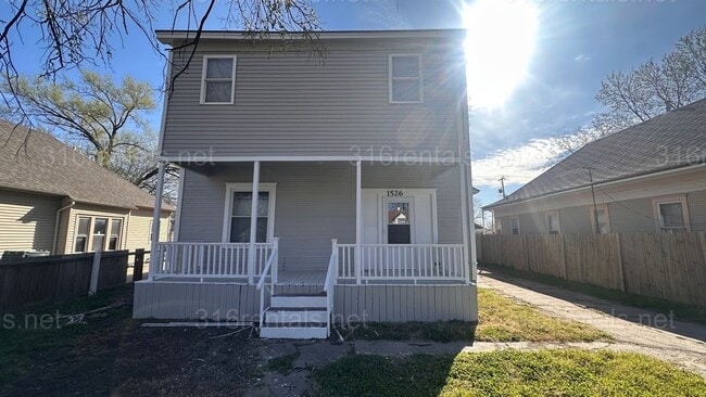 Building Photo - $1445 - 5 room 2.5 bathroom - Single Family Home