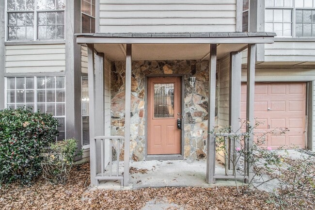Photo - 3470 Framingham Dr