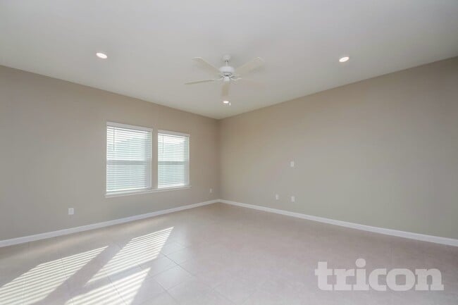 Photo - 10252 Powell Creek Ct
