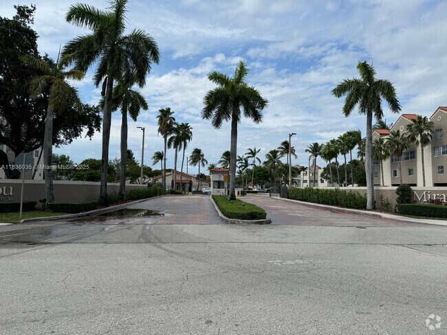 Building Photo - 6045 NW 186th St Unit 309 Rental