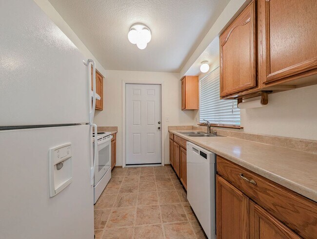 Photo - 9114 44th Dr NE Unit A