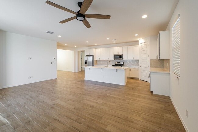 Photo - 1/2 Month Free Modern 4-Bedroom New Build in Avondale with Spacious Layout, Walk-In Closets & Res...