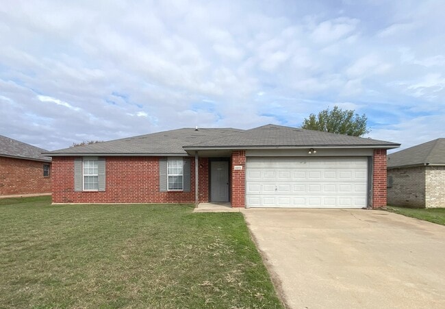 Photo - 2201 Sandstone Dr House