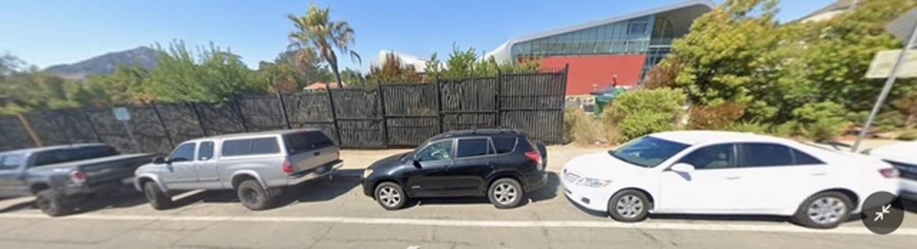 3 bed House Across Street from Cal Poly - 3 bed House Across Street from Cal Poly