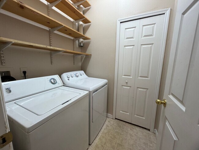Photo - 3 Bedroom Luxury Lake Nona Townhome w/ Garage in Gated Nona Preserve | Near Medical City & MCO