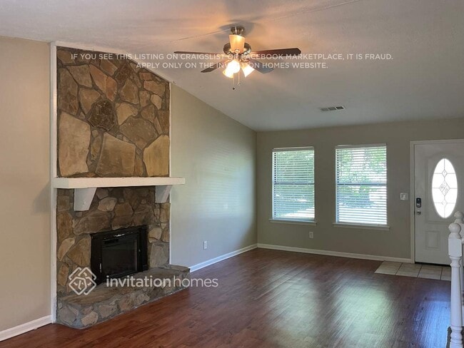 Photo - 543 Mephisto Cir