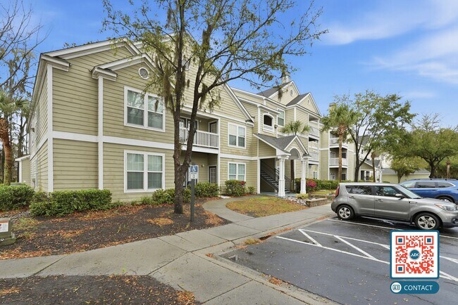 Photo - Beautiful Top-Floor Condo in the Heart of Bluffton - $500 Move In Special