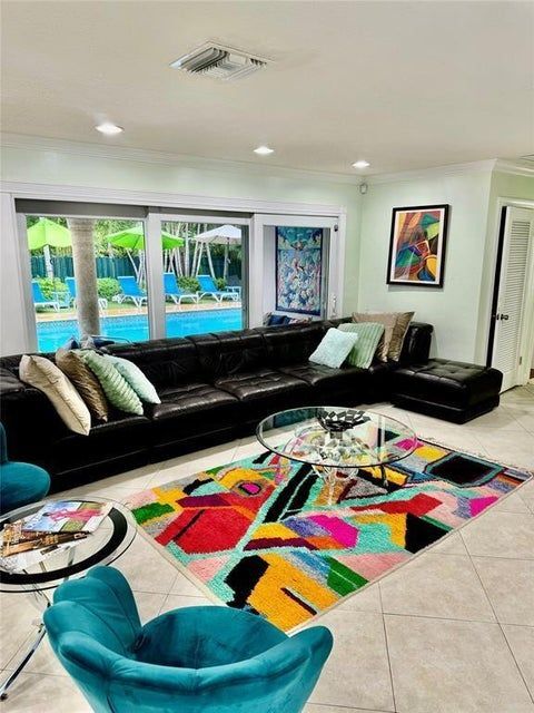 Photo - 2325 Barcelona Dr