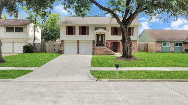 Photo - 18010 Wild Willow Ln House