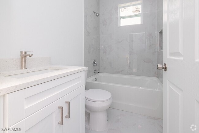 Building Photo - 3008 29th St W Rental