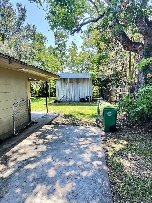 Photo - Ocean Springs School District & Golf Cart District – 3BR/1BA