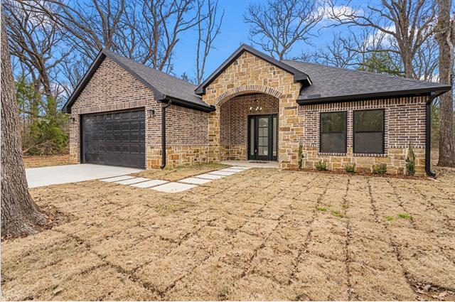 Photo - 122 Quail Run Dr